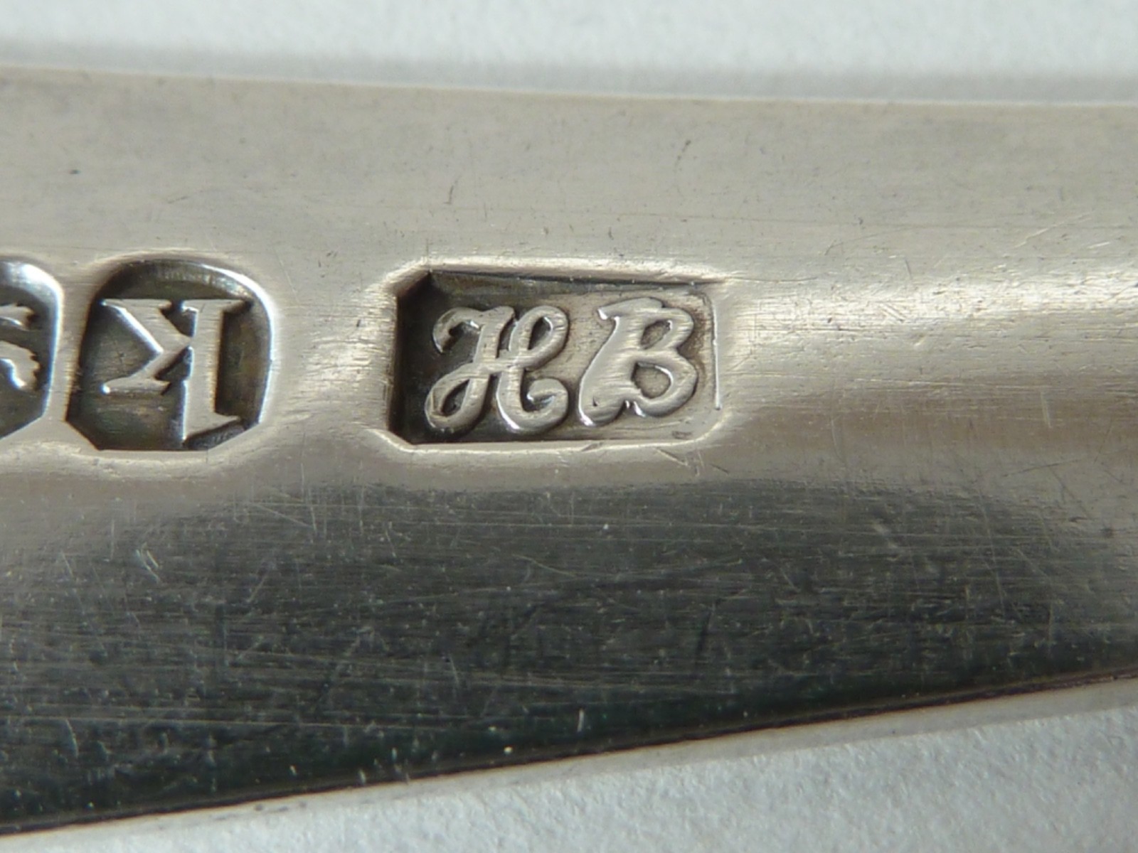 HESTER BATEMAN STERLING TABLESPOON,  ENGRAVED "GK" IN THE RESERVE, 1785 LONDON