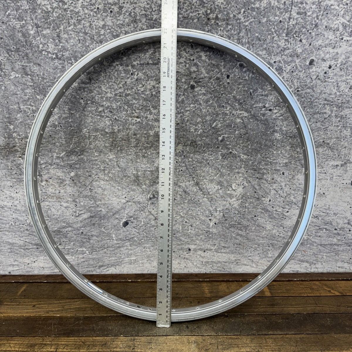 Vintage Araya 26 X 1.75 Rim 36h 36 Clincher Schrader Alloy Japan