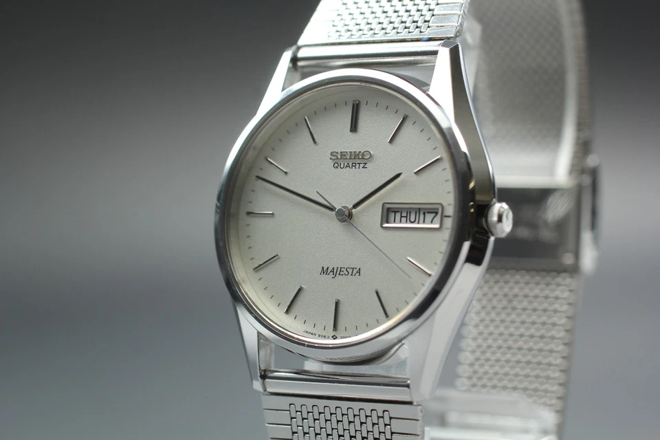 Vintage 1984 N MINT Seiko Majesta 9063-7000 Day/Date HAQ Quartz Mens From JAPAN - Image 4 of 4