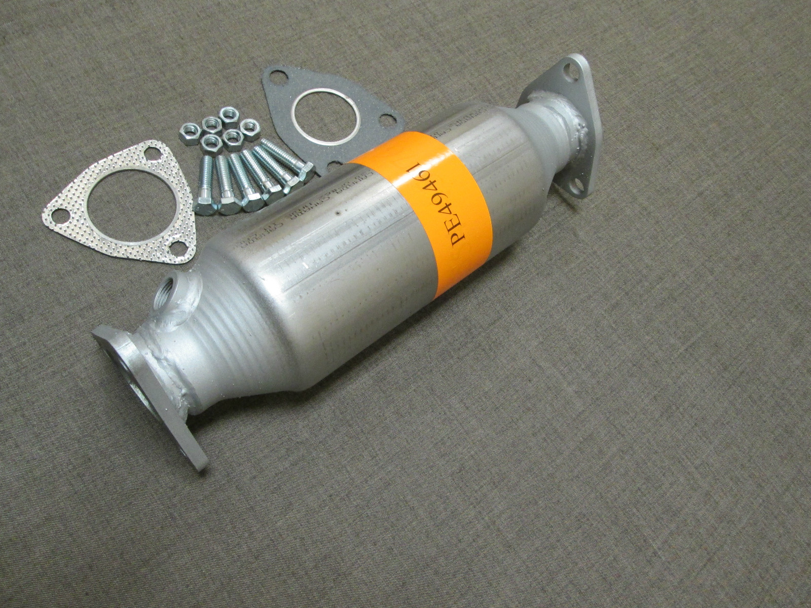 PE49461 DIRECT FIT CATALYTIC CONVERTER FITS 1997 2001 年本田 PRELUDE 带 2