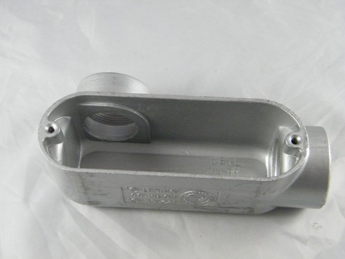 APPLETON ~ 1-1/2" LL FORM 85 ~ UNILET ELECTRICAL ~ JUNCTION BOX - Picture 2 of 4
