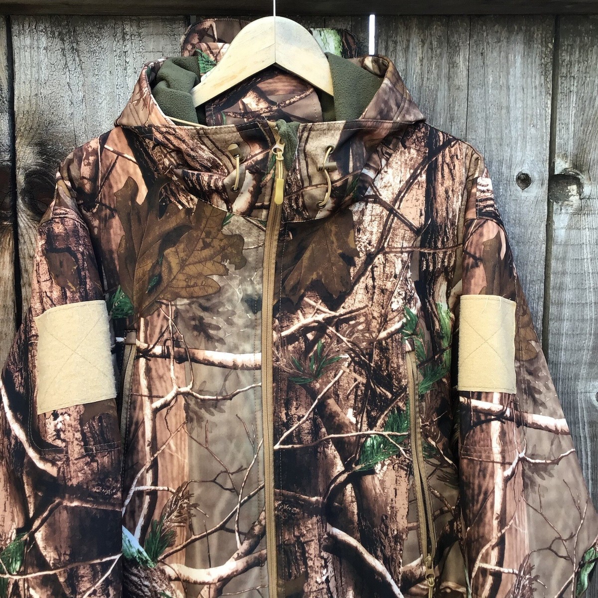 Realtree camo hunting outdoors soft shell full zip hooded jacket