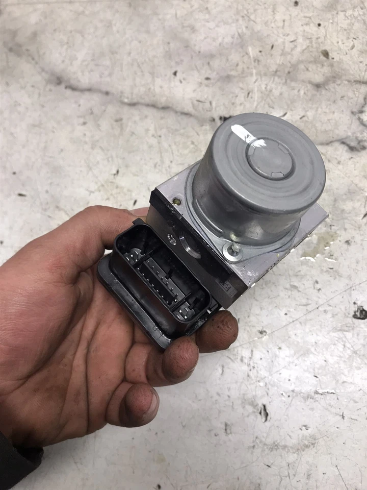 24 Kawasaki ZX Z 1000 SX Z1000SX Ninja ABS модуль антиблокировочного тормозного насоса - Изображение 4 из 4