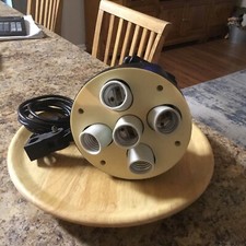 Tricolor Light For Five Separate Bulbs Each With Individual Switch Tested Nice