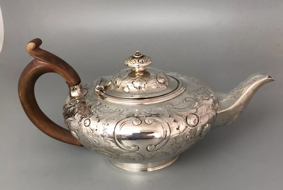 William IV Solid SIlver Teapot William Moulson London 1835 CHFZX
