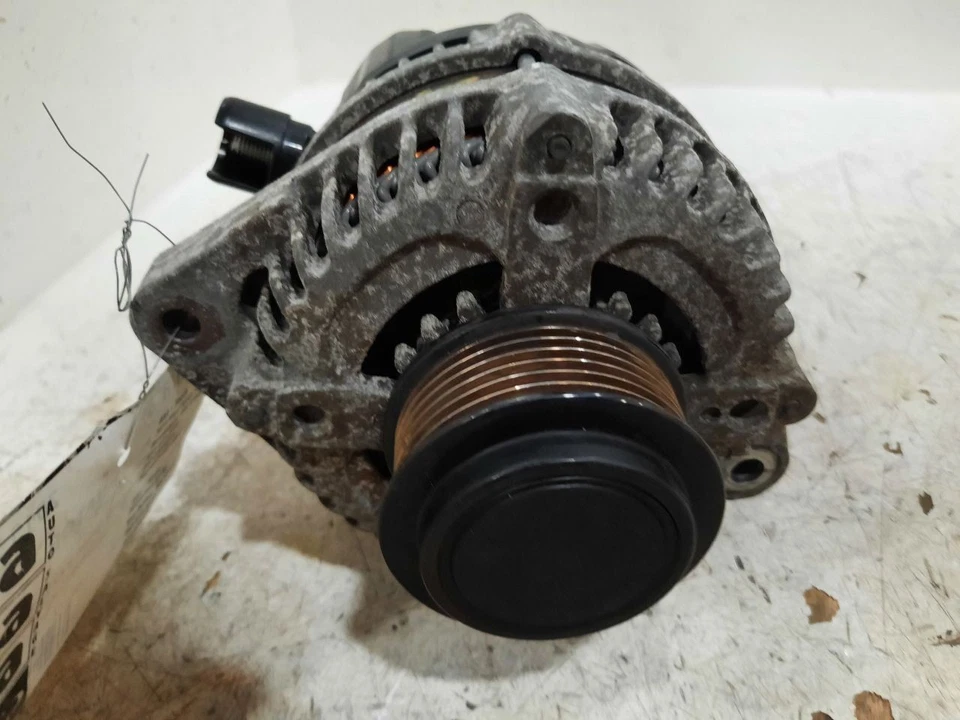 Alternator 2015 Tlx Sku#4231455 - Image 2 of 4