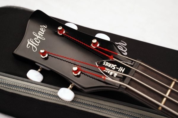 Limited Color See-Through Black Hofner Hi-Bb-Pe-Bk Ignition Bass