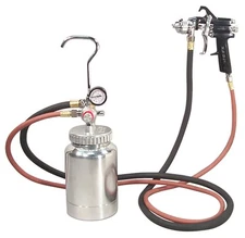 Astro Pneumatic 2PG8S 2 Quart Pressure Pot w/ Gun and Hose 1.7mm Nozzle