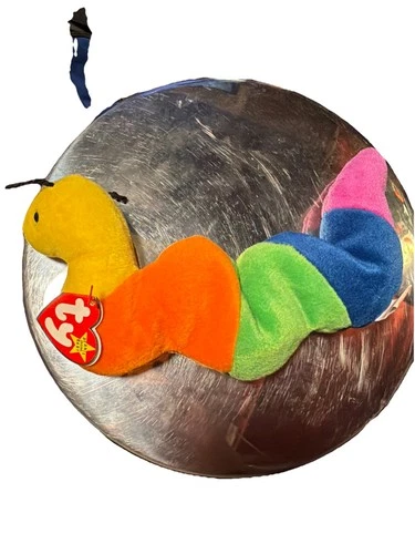 Retired Beanie Baby Inch the Worm  TY Vintage Plush  1995   4044