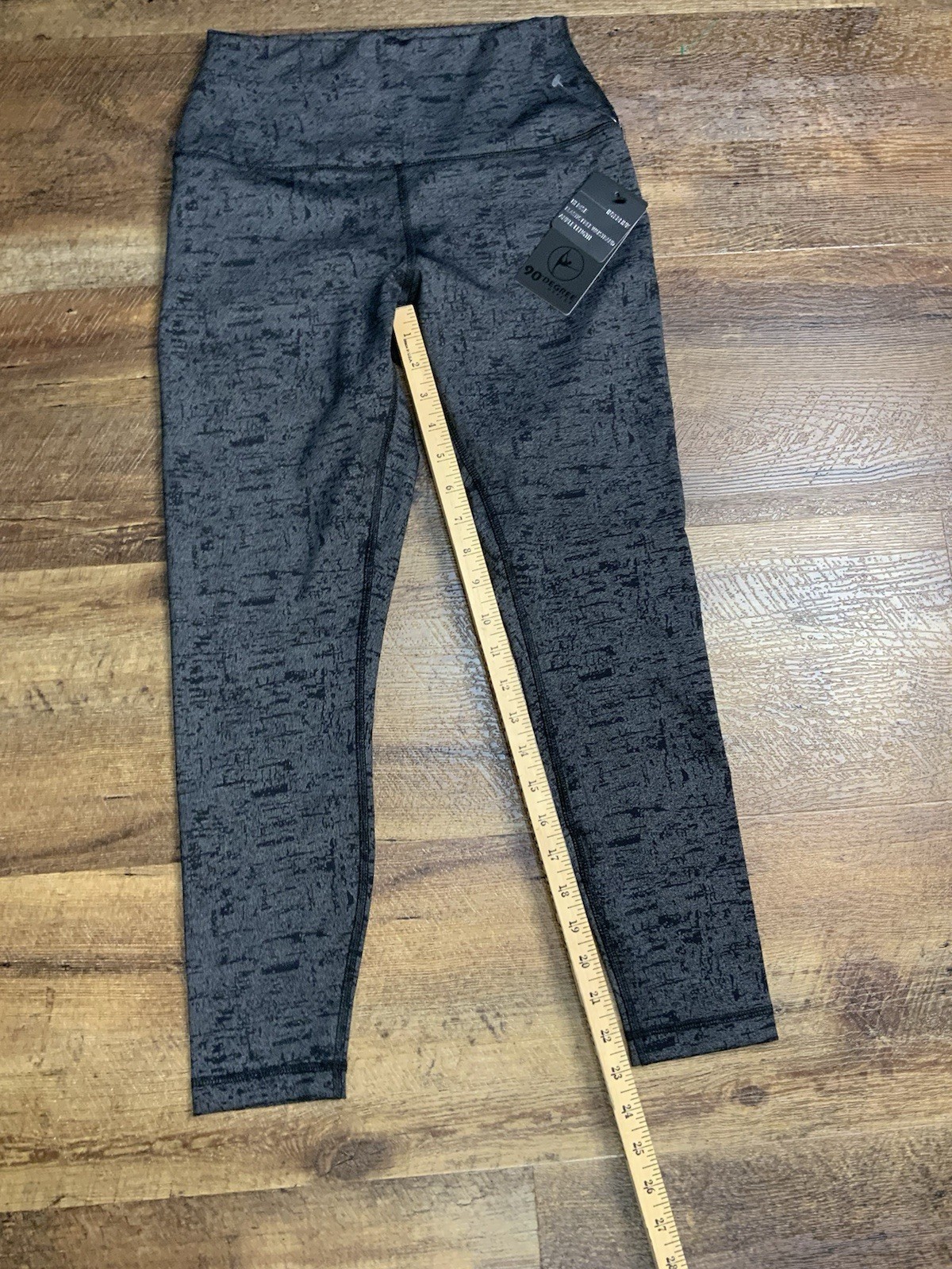 90 Degree by Reflex Gray/Black  Hi Rise Athletic 7/8 Legging Women's Medium