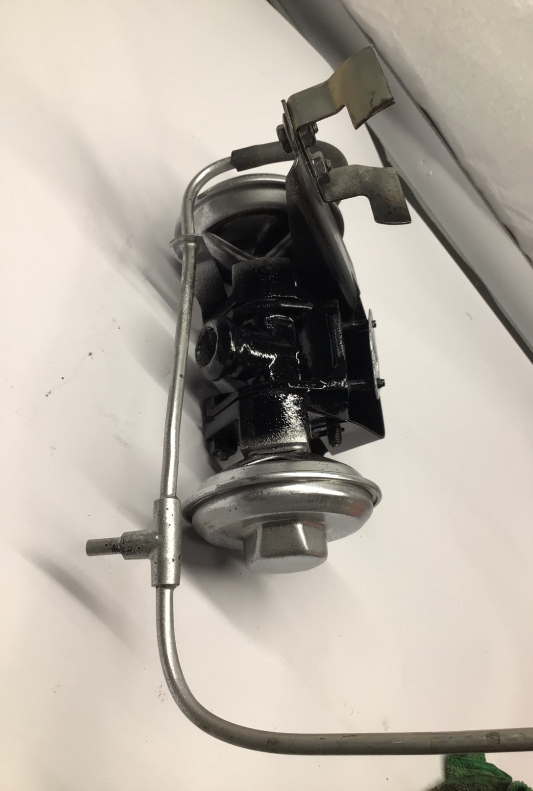 1966 - 1980 Rolls Royce Silver Shadow Wraith II EGR System Unit Valves OEM
