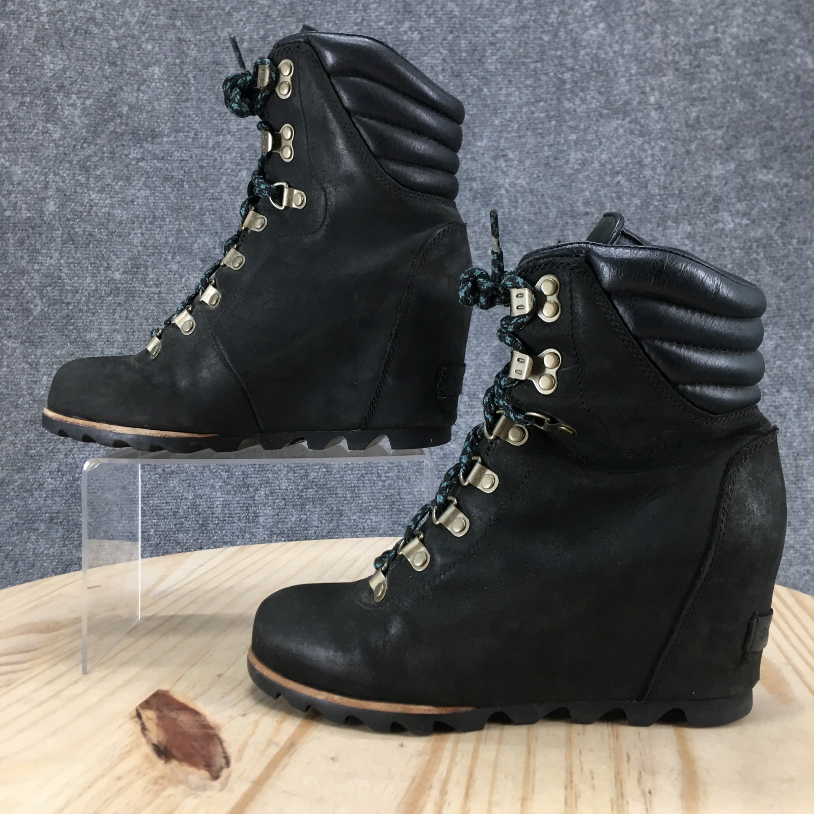 Sorel Boots Womens 8 Conquest Lace Up Hidden Wedge Boot LL5333-011 Black Leather