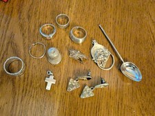 925 Silver lot Rings Thimble Charm Spoon Earrings Pendant Pin Ideal Resale 61.5g
