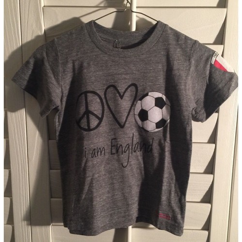 Peace Love World " I am England" Youth XS Soccer Ball - Heart - Peace Symbol - Picture 3 of 3