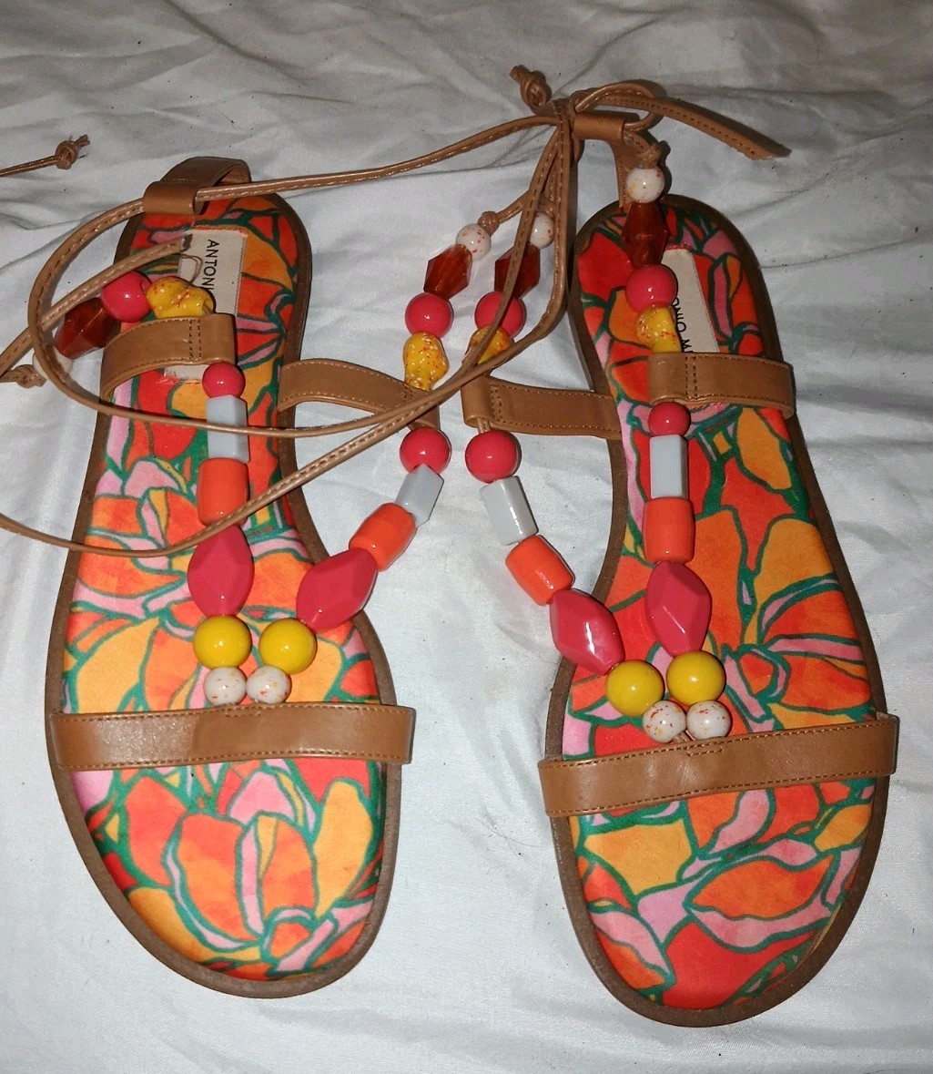 Antonio Melani Loola Beaded Leather Ankle Wrap Flat Sandals Size 7.5**Damaged**