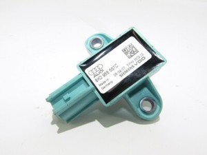 Audi A4 B8 2009 8K0955557C Airbag Crash Control Sensor Trigger Impact Unit