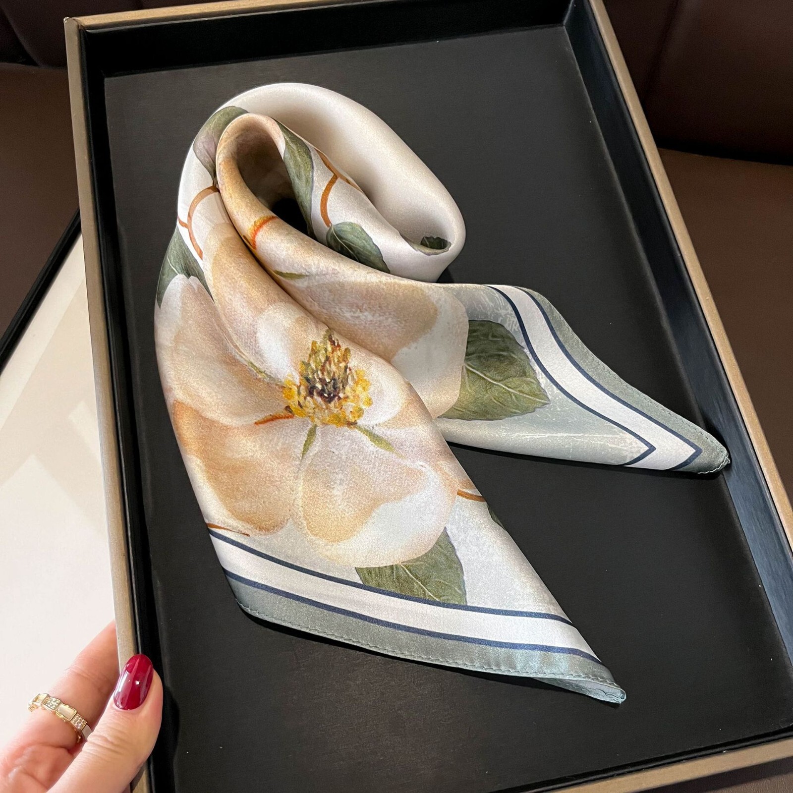 100% Silk 21'' Scarf Women Vintage Head Wrap Small Kerchief Turban White Flower