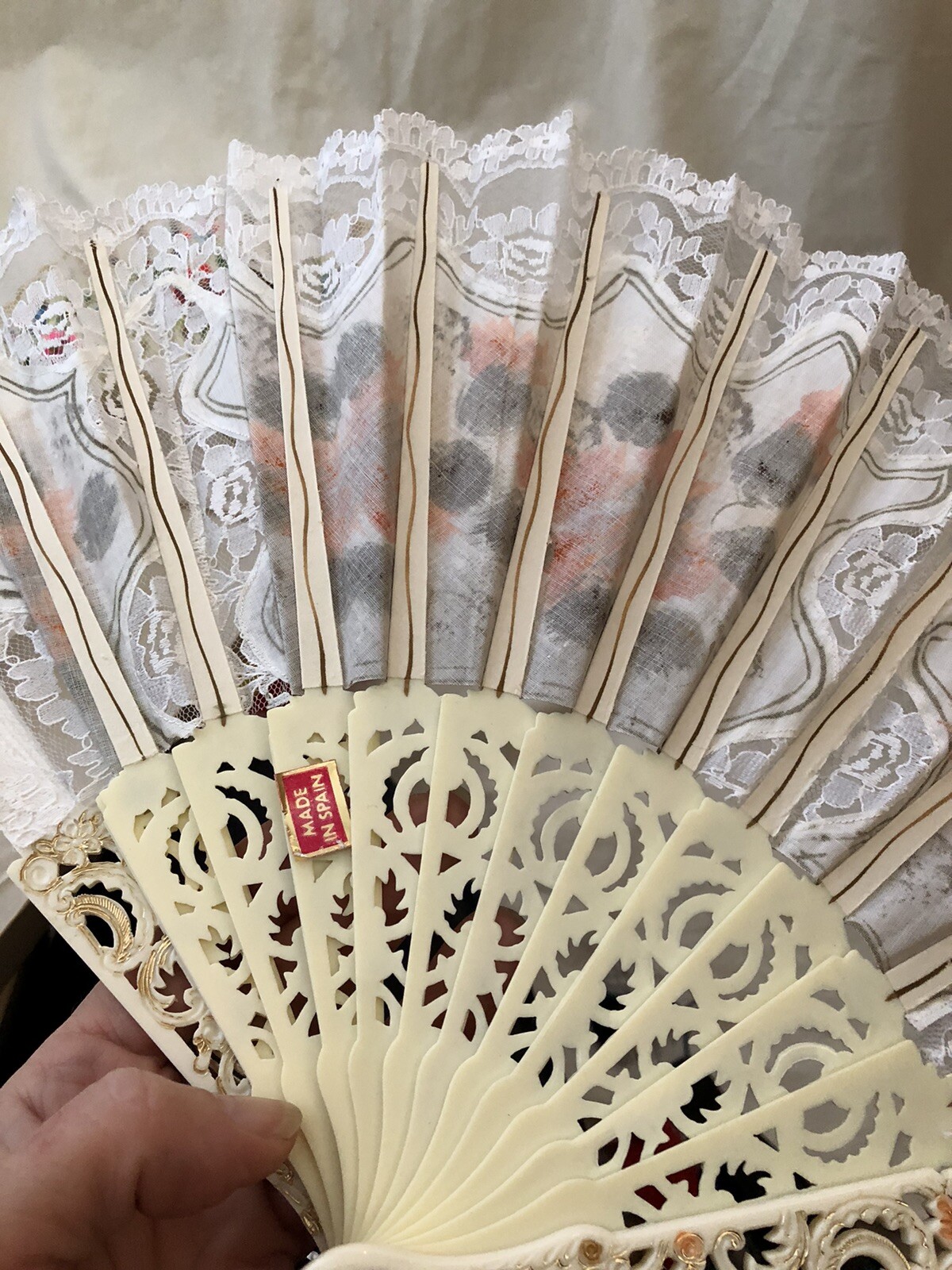 Lot of 6 Vintage Hand Fans 3 = Asian + 3 = Spanish EUC + NOS Painted + Lace