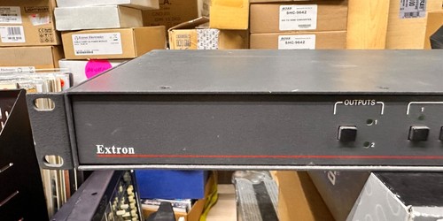 Conmutador de matriz de banda ancha Extron Crosspoint 300 42 HVA con ADSP - Imagen 2 de 6