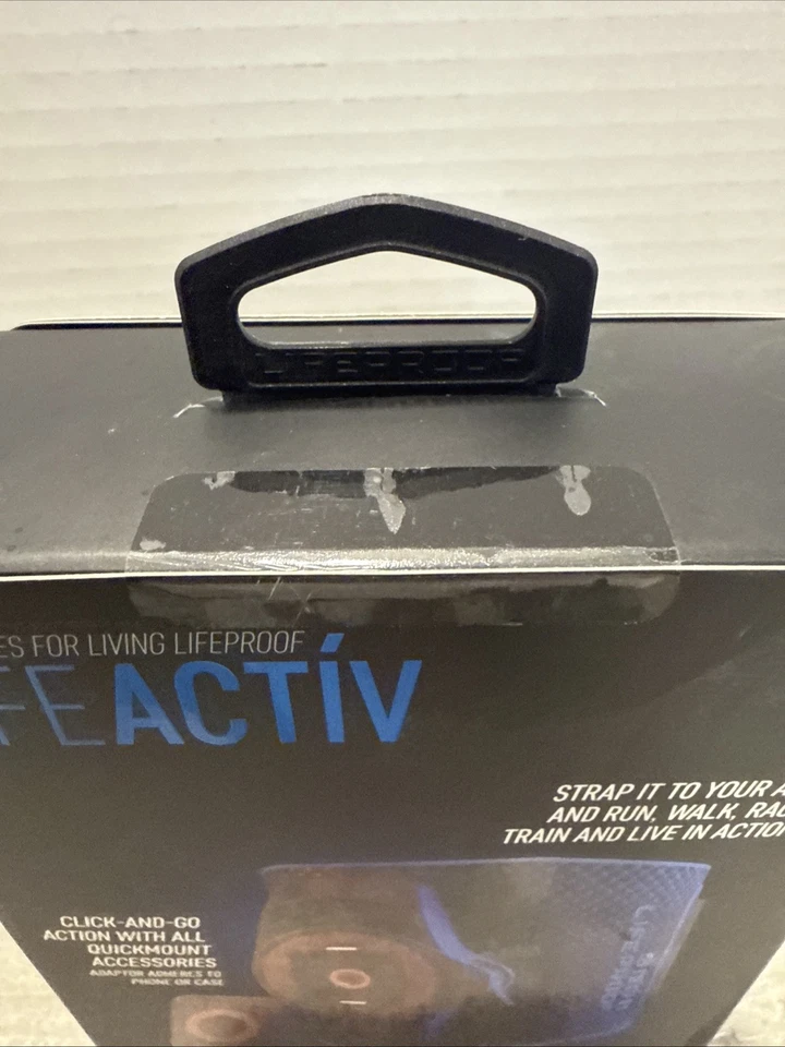 NISB Lifeproof LIFEACTÍV Armband with QuickMount  - Black - Image 3 of 4