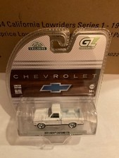 Greenlight Hobby Exclusive 1972  Chevrolet Cheyenne C10 short box    WHITE