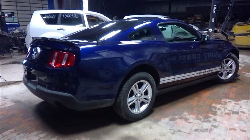 Ford Mustang 2011 11 freno de mano de emergencia 98354 Foto 4 de 4