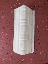 Antico bordo angolare in latta shabby chic stampaggio in latta recupero architettonico