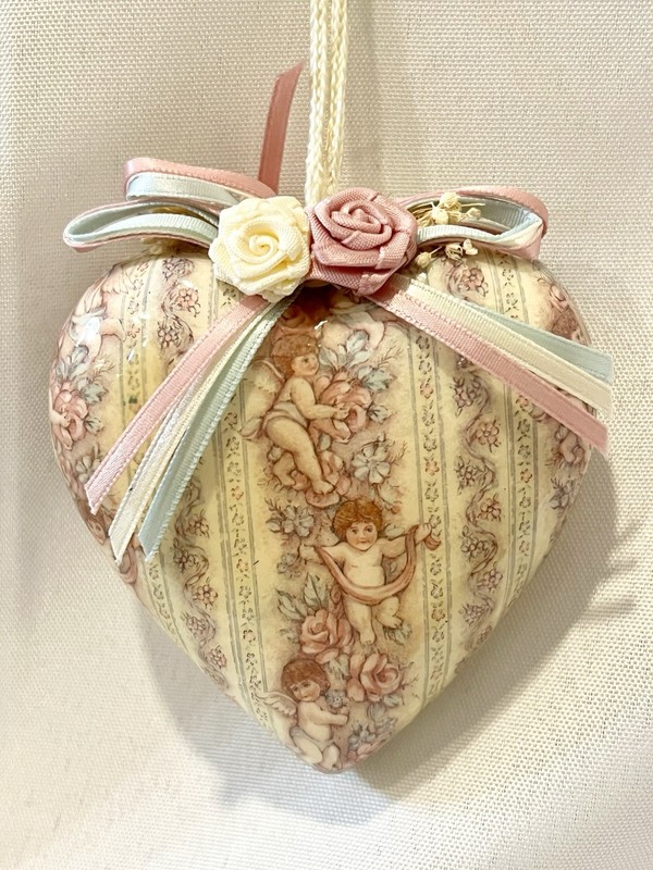 Victorian Style Christmas Ornament Angels Heart Vintage Estate