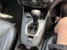 JEEP CHEROKEE KL 02/2014-11/2022 ELECTRIC PARK BRAKE SWITCH