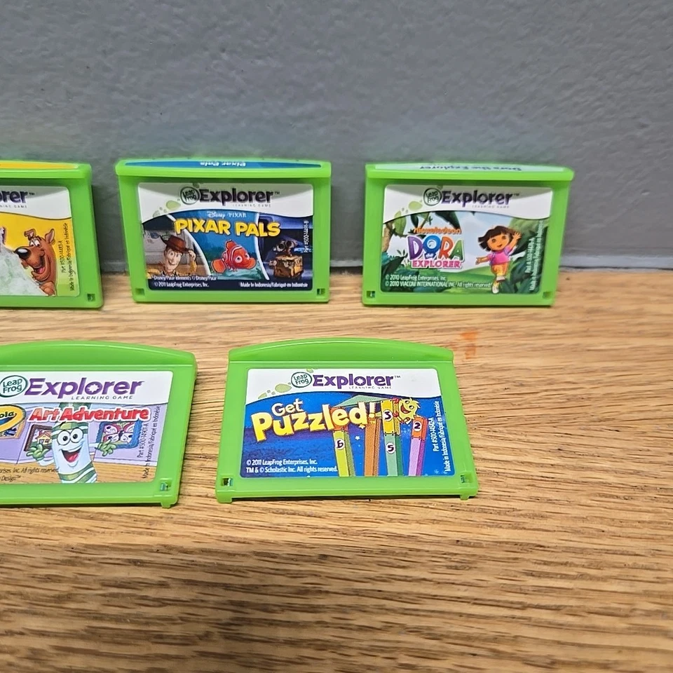 LeapPad Explorer Learning Games Dora, Scooby Doo, Art, Puzzled, Pixar  Lot Of 5 - Image 3 of 4