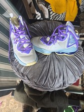 Tenis Nike Lebron XIX (GS) Aura/Citron Tint-Azul Talla 6.5Y