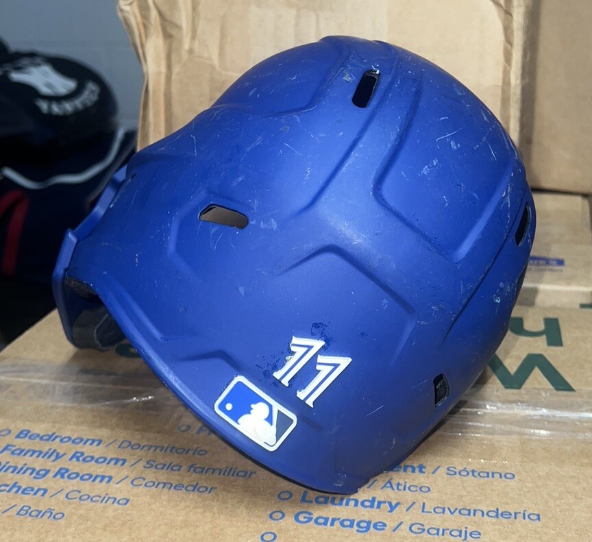 bo-bichette-toronto-blue-jays-game-used-batting-helmet-ebay
