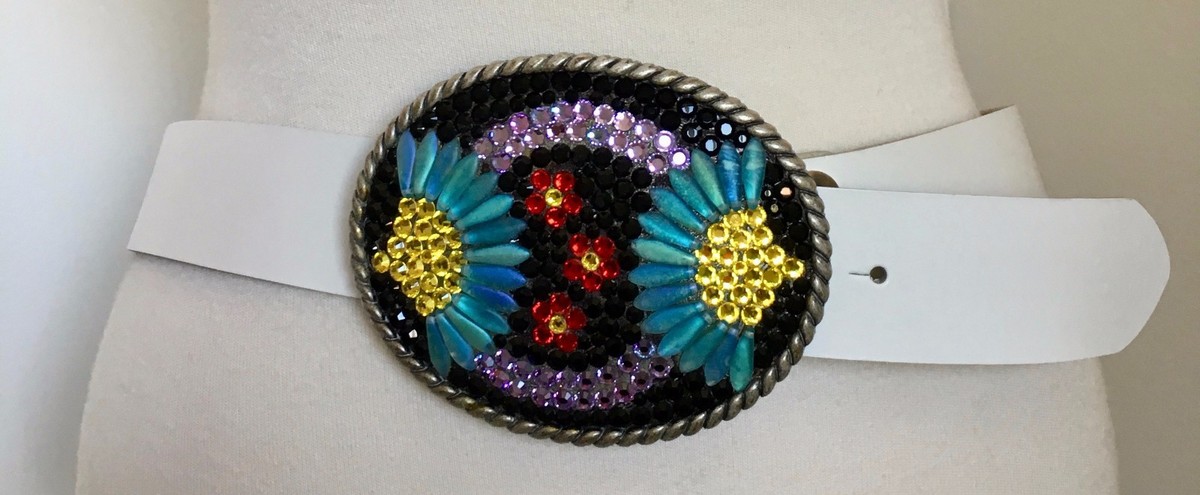 Y2K Belt Buckle Decorative Bronze Flower Accent with Crystal Accents Flowers & Hearts Crystal Belt Buckle – Sugar and Ice Jewelry main image 4