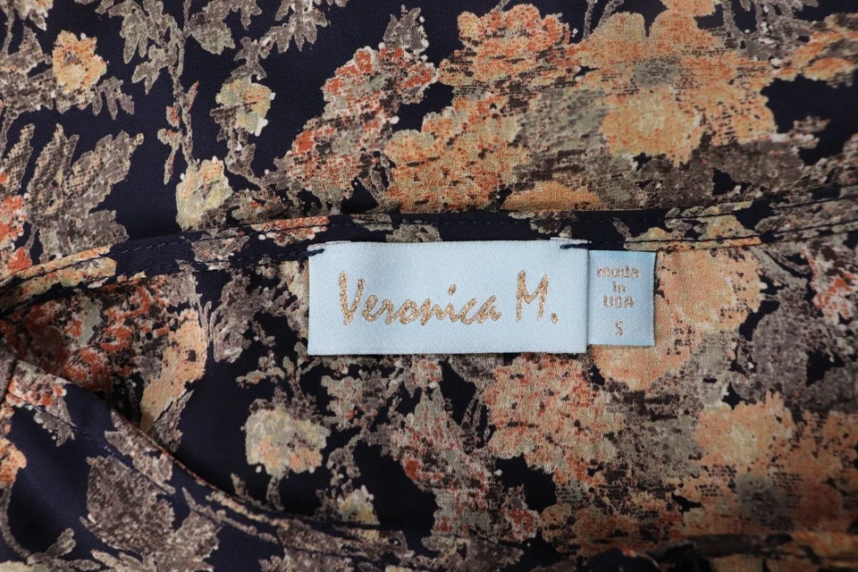 Blusa Veronica M. Para Mujer Negra Floral AOP Manga Larga Cintura Elástica Pequeña Foto 4 de 4