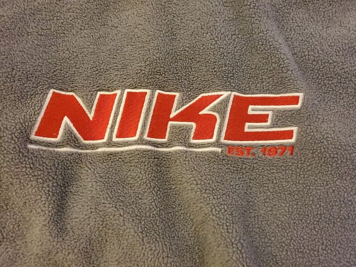 SWEET VINTAGE NIKE CENTER SWOOSH FLEECE XL SIZED SWEATPANTS SWEET VINTAGE NIKE CENTER SWOOSH FLEECE XL SIZED SWEATPANTS