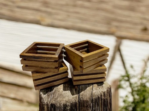 Set of 4 Wooden Crates – Dollhouse Miniature Accessories 1:12 Scale Storage Box - Imagen 2 de 8