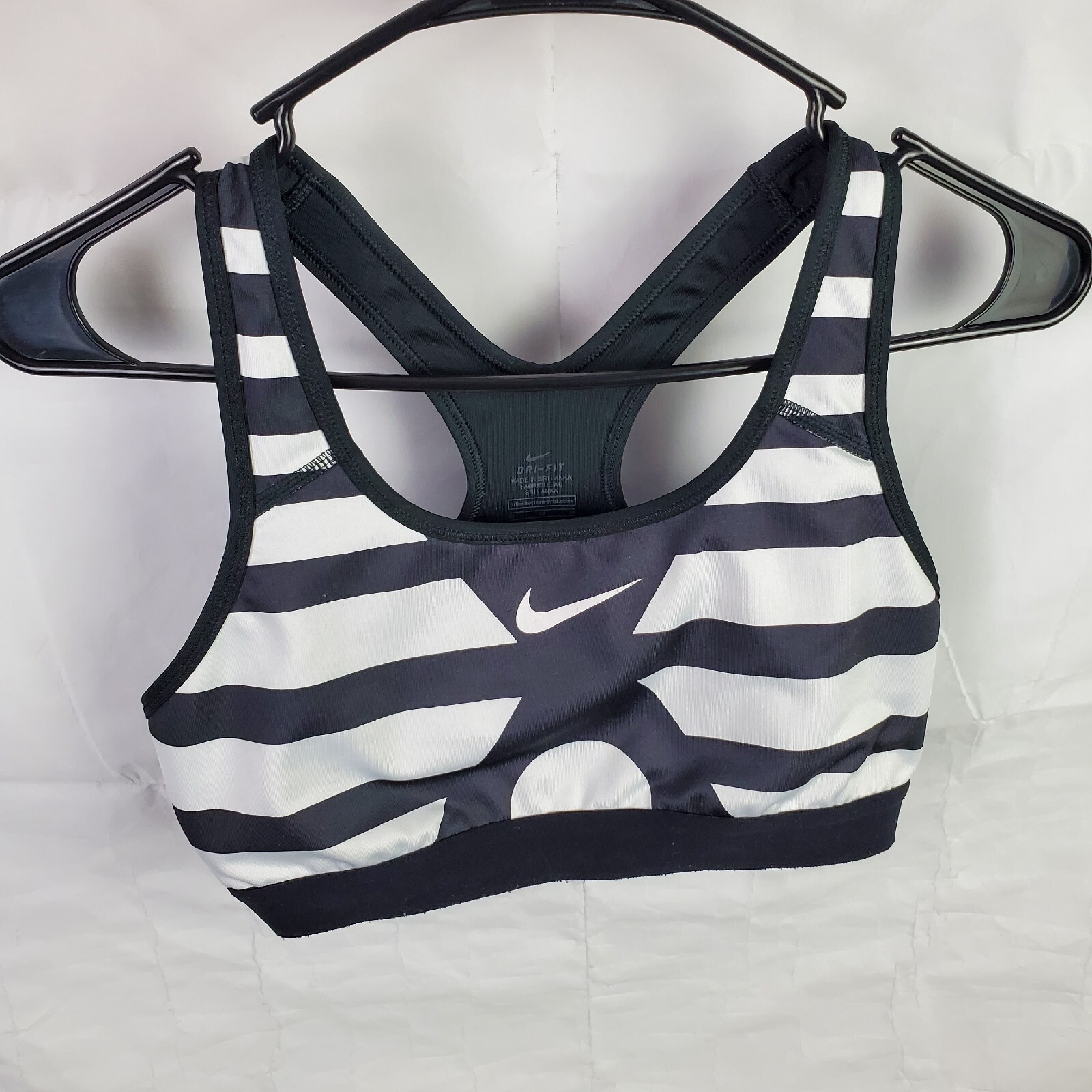 Nike Sports Bra Women's Medium White Black Dri-Fit Racerback Active Athletic Gym-image