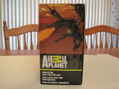 2016 ANIMAL PLANET DRAGON COLLECTIBLES PLAYSET 6 DRAGONS TOYS R US