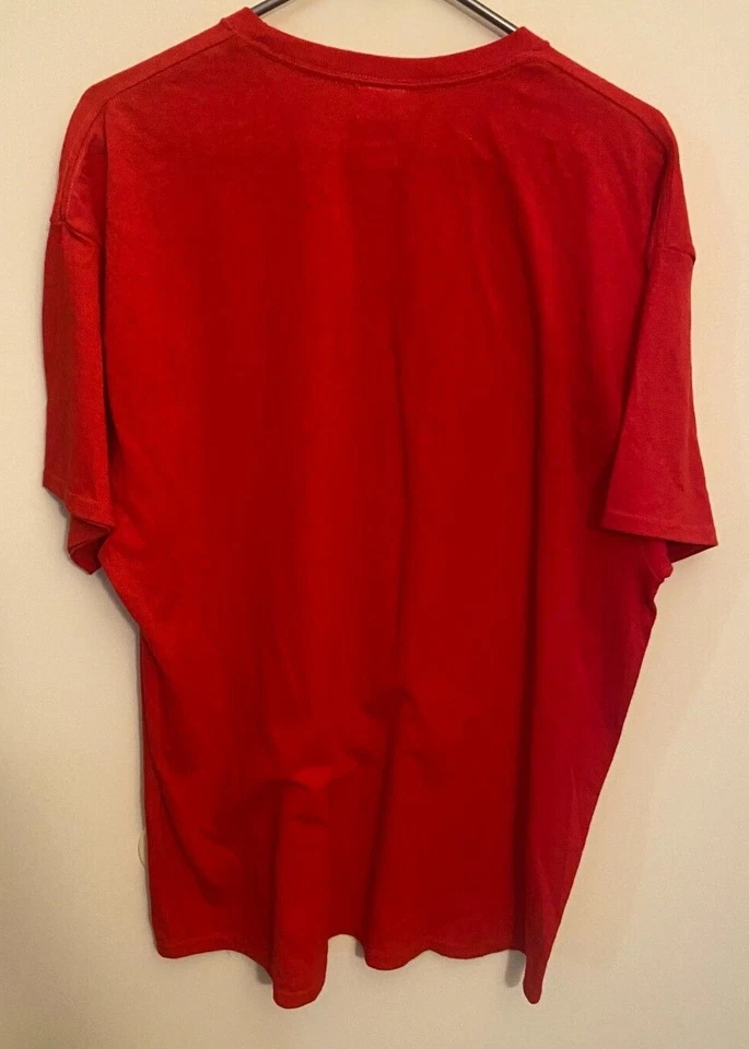 MACHO MAN Randy Savage XMAS WWE Red Graphic T-Shirt Size XL - Image 2 of 3