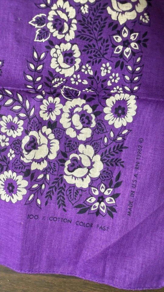 Pañuelo rápido vintage color floral púrpura RN13962 de colección años 70 20x21  Foto 2 de 4
