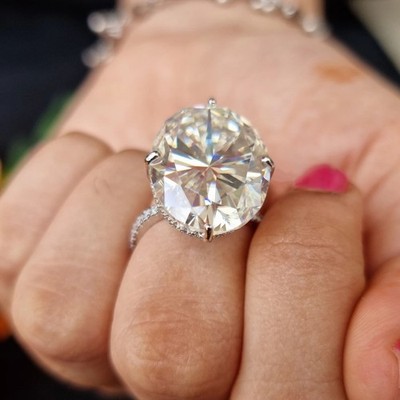 RARE 23.00 Ct White Treated Diamond Solitaire Ring In 925 Silver Certified
