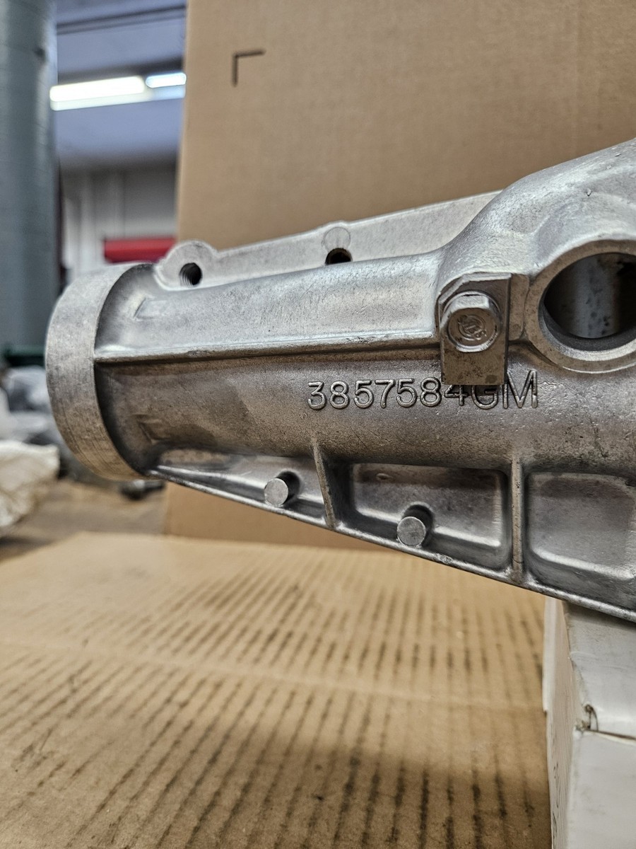 Muncie 4 Speed Transmission Tail Housing GM 3857584 1964-1969 GOOD