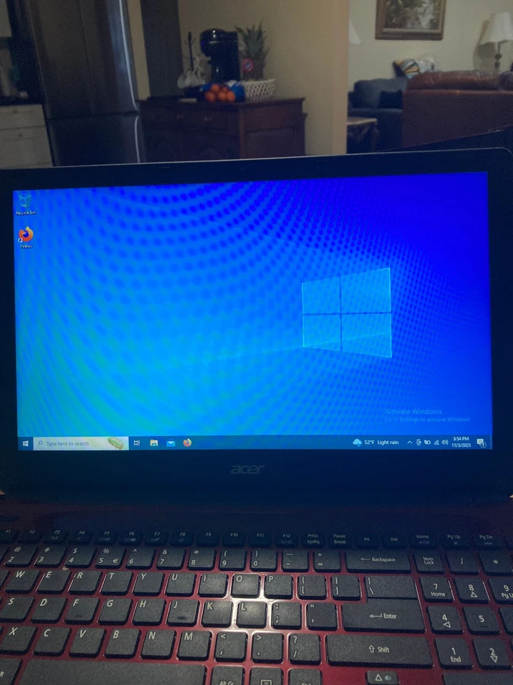 宏碁 Aspire 便携式电脑 15.6" E1-572-6484 酷睿 i3-4010U 1.7GHz 8GB 1TB 固态硬盘 Windows 10 — 第 2/4 张图片