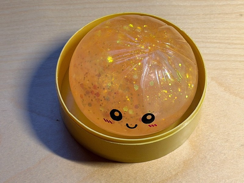 Squishy Bun Glitter Fidget