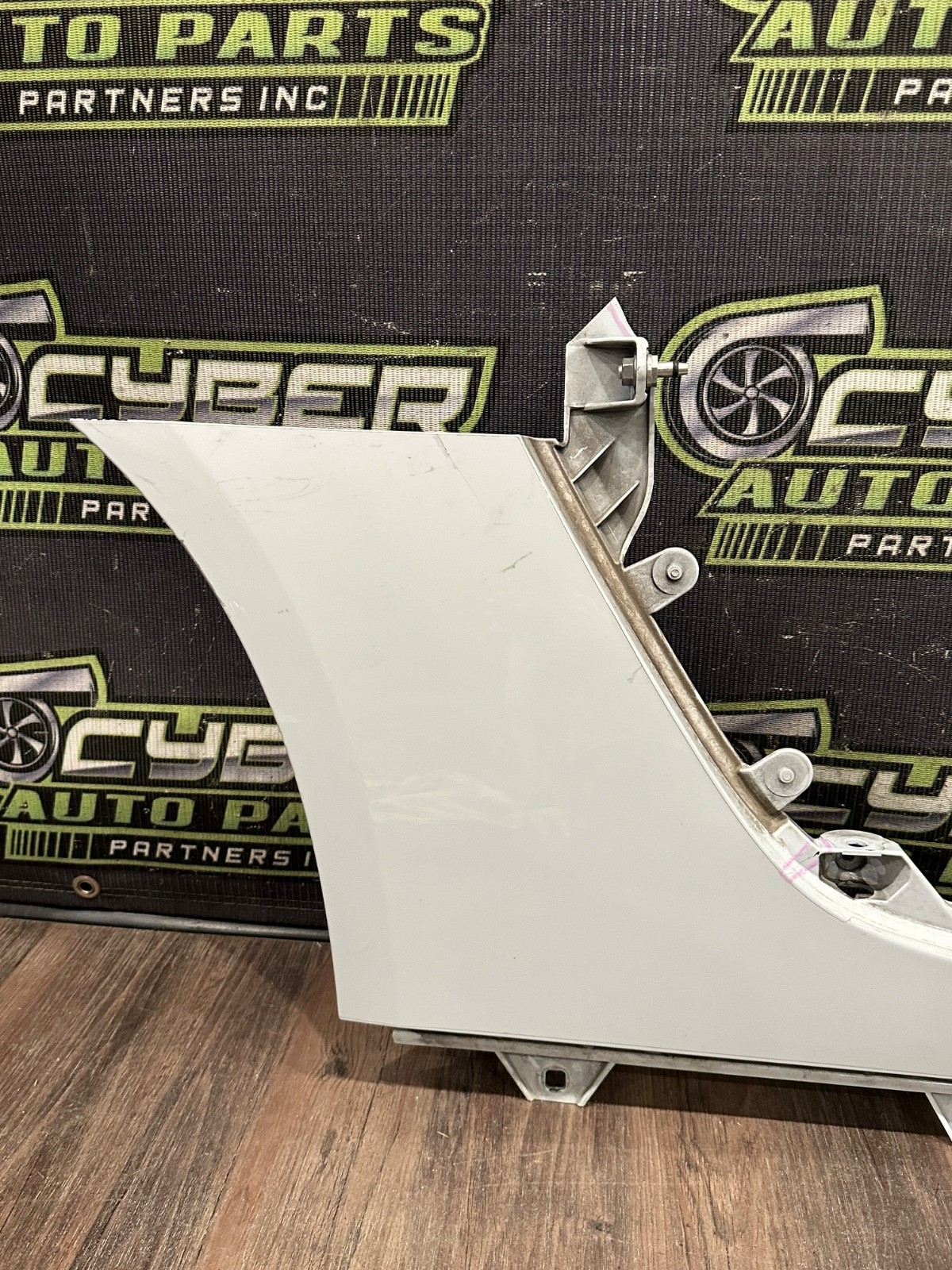 2017 AUDI R8 SPYDER RIGHT INTAKE VENT TRIM PANEL OEM *DAMAGE/CRACKS 11-14,16-18*