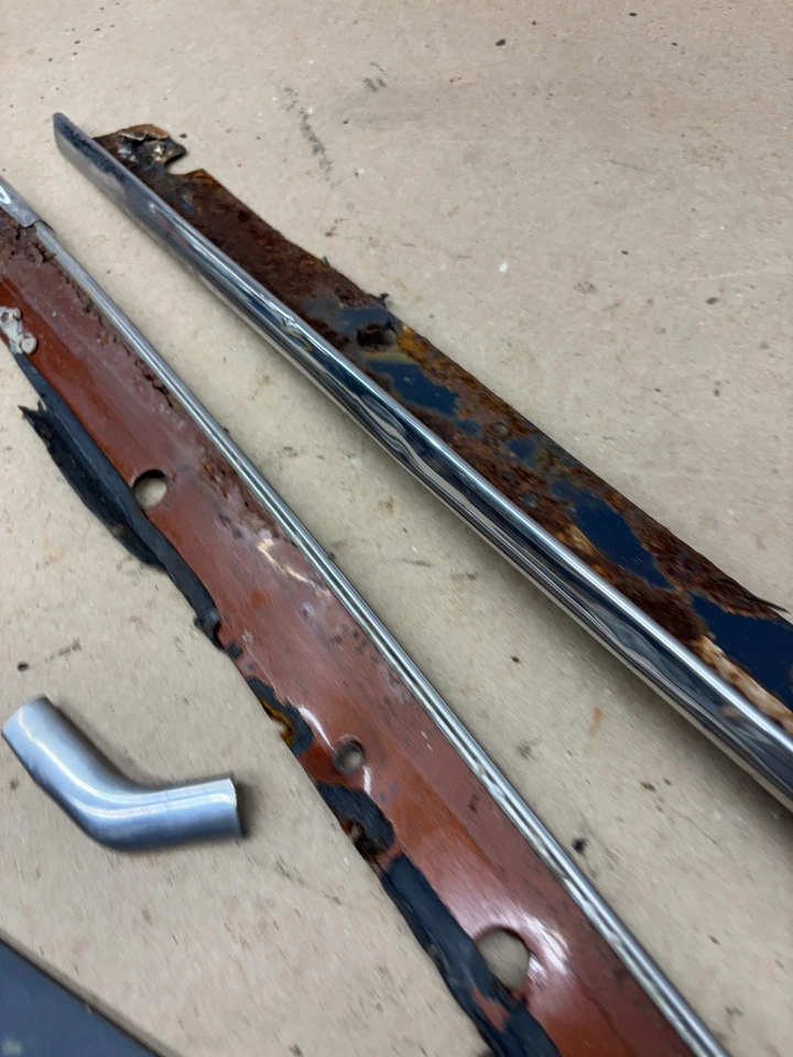 1970 1971 72 Monte Carlo Chevelle Malibu El Camino A Pillar Drip Rail Trim Proje Foto 4 de 4