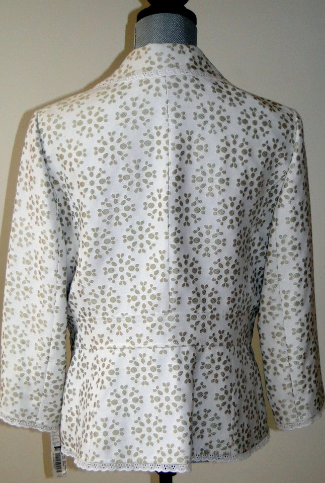 Womens Alex Marie Michaela White Eyelet Jacket w/gold, Size 12, New With Tags - Image 4 of 4