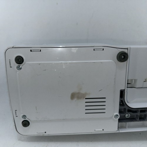 Singer Simple Model 3116 Sewing Machine Needs Service - NO POWER CORD - Picture 15 of 17
