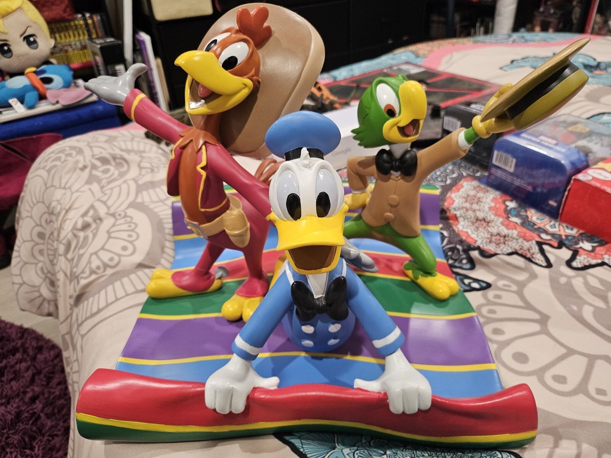 Disney Medium Figure Statue The Three Caballeros Donald Duck 14