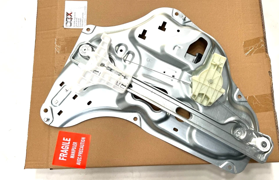 Lève Vitre Arrière Gauche Hyundai iX35 834012Y000(2010/01-2015/12)complet moteur - Photo 2/4